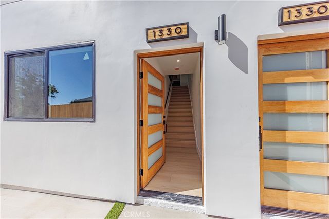 1332 S Longwood Avenue 1, Los Angeles, CA 90019