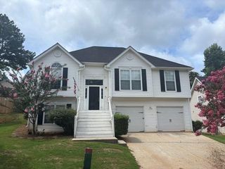 12022 Harbour Town Parkway, Fayetteville, GA 30215