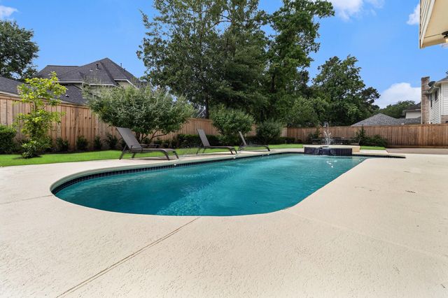 8007 Vintage Creek Drive, Spring, TX 77379