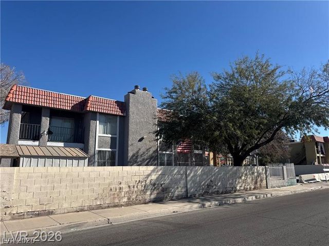 2185 Exeter Drive, Las Vegas, NV 89156