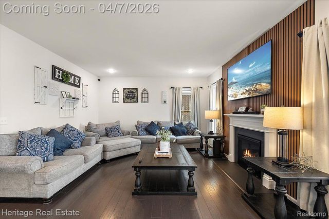 8350 Grove Street, Washington Township, MI 48094