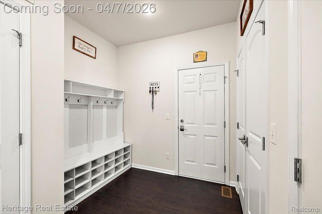 8350 Grove Street, Washington Township, MI 48094