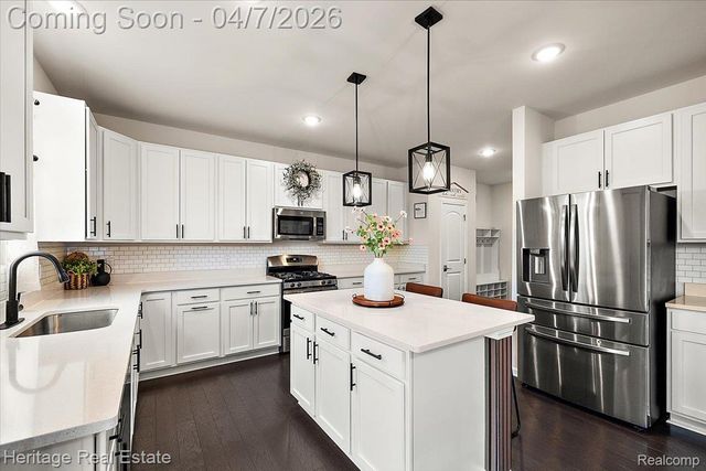 8350 Grove Street, Washington Township, MI 48094