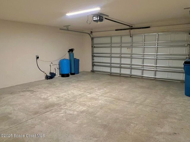 960 Happiness Avenue SW, Palm Bay, FL 32908