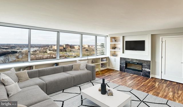 2200 BENJAMIN FRANKLIN PARKWAY 2B-S1414, Philadelphia, PA 19130