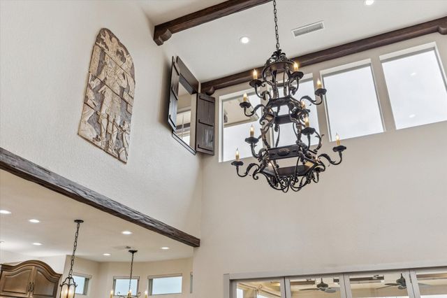 529 Southport Lane, Kemah, TX 77565