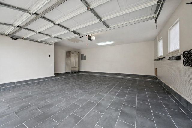 529 Southport Lane, Kemah, TX 77565