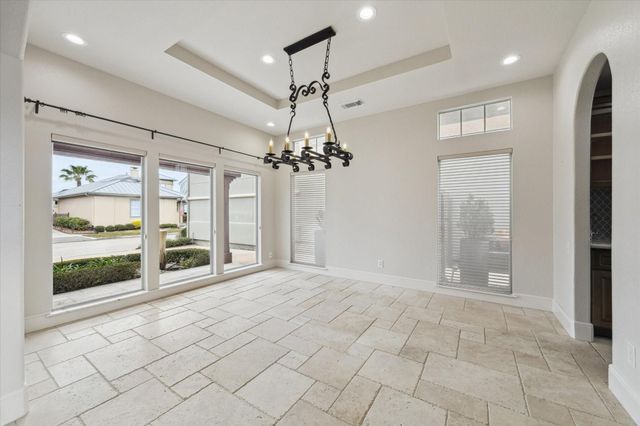 529 Southport Lane, Kemah, TX 77565