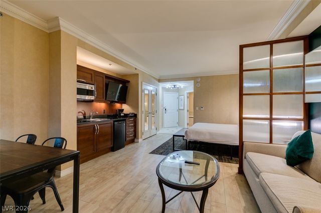 145 East HARMON Avenue 2615 & 2617, Las Vegas, NV 89109