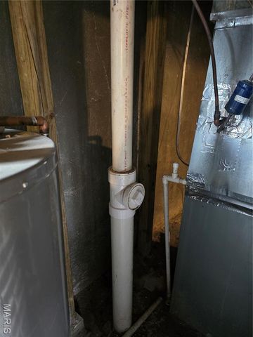 6566 Joseph Avenue, St Louis, MO 63133