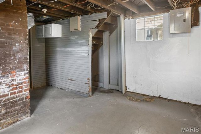 6566 Joseph Avenue, St Louis, MO 63133