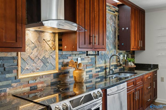 4312 Hunt Drive NW, Huntsville, AL 35816