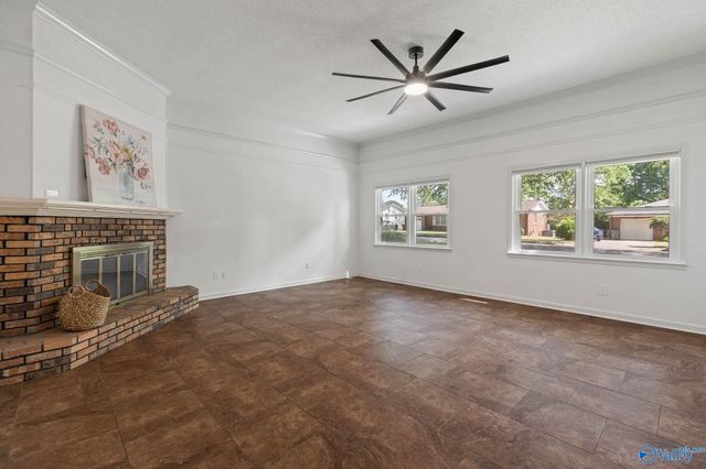 4312 Hunt Drive NW, Huntsville, AL 35816