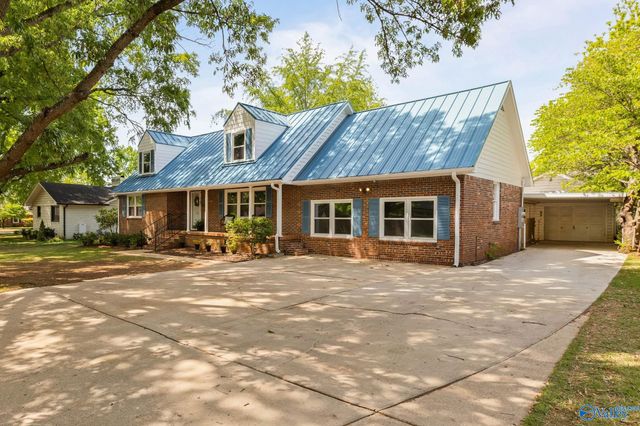 4312 Hunt Drive NW, Huntsville, AL 35816