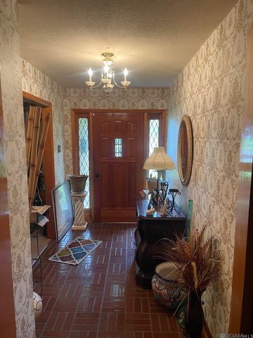 3795 Cathedral Dr, Baton Rouge, LA 70805