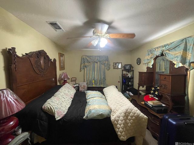 3795 Cathedral Dr, Baton Rouge, LA 70805