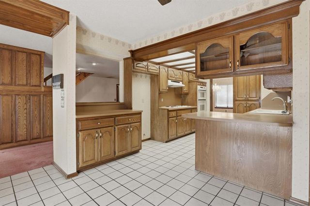 105 Wellington Lane, Moore, OK 73160