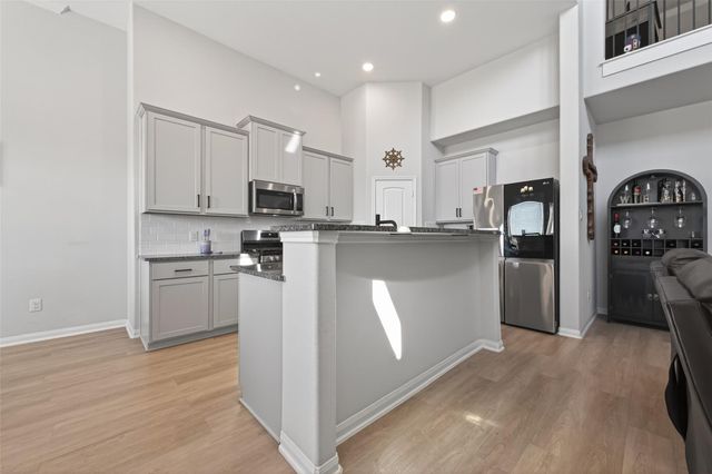 9725 Guadalupe Street, Conroe, TX 77303