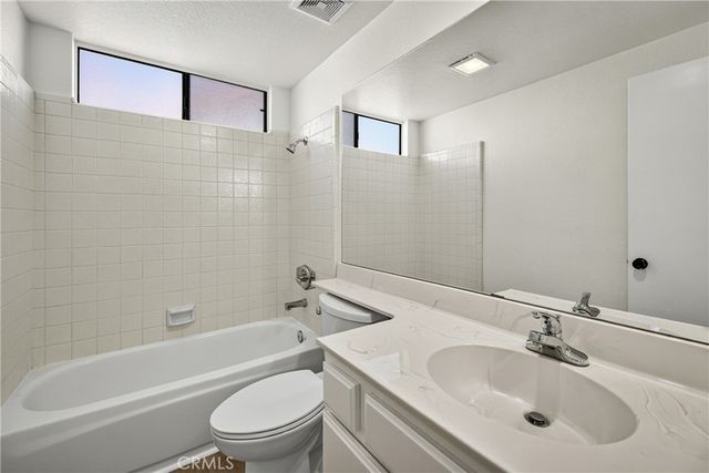 1320 Hickory, Hemet, CA 92545