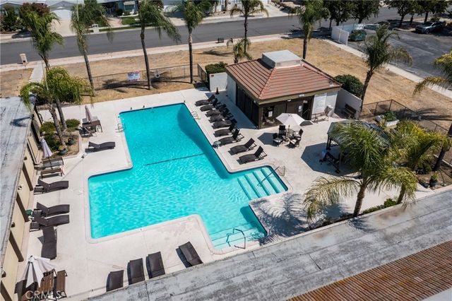 1320 Hickory, Hemet, CA 92545