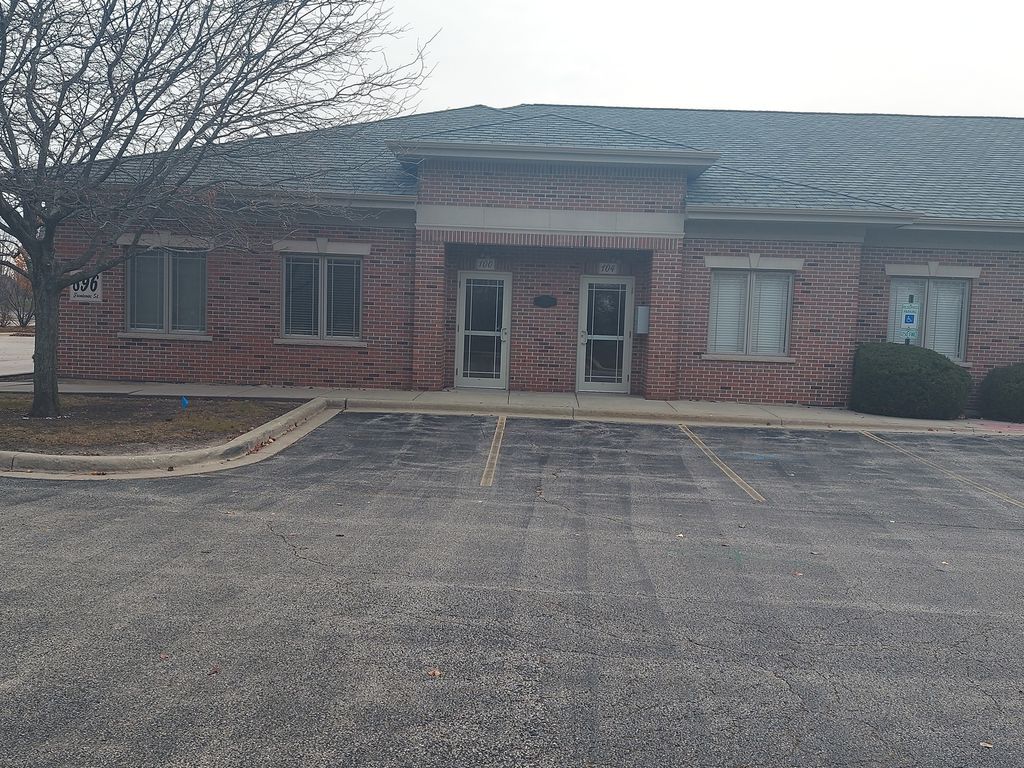 896 S Frontenac Street 100, Aurora, IL 60504 — exterior