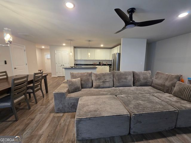 205 River Meadow Drive, Lagrange, GA 30241
