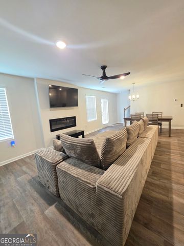 205 River Meadow Drive, Lagrange, GA 30241
