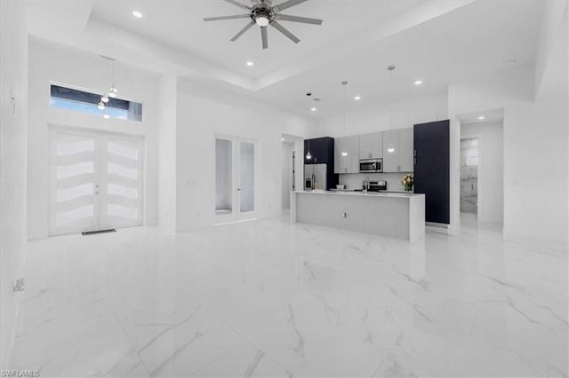 2317 Kismet PKWY W, Cape Coral, FL 33993