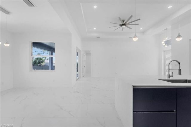 2317 Kismet PKWY W, Cape Coral, FL 33993