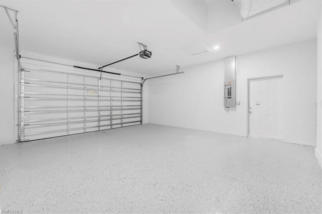 2317 Kismet PKWY W, Cape Coral, FL 33993