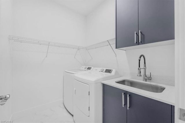 2317 Kismet PKWY W, Cape Coral, FL 33993