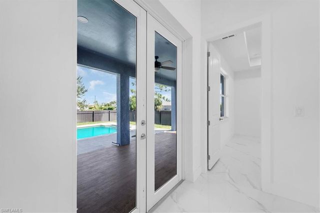 2317 Kismet PKWY W, Cape Coral, FL 33993