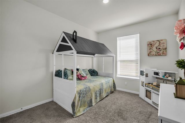 161 Stone Canyon, Rhome, TX 76078