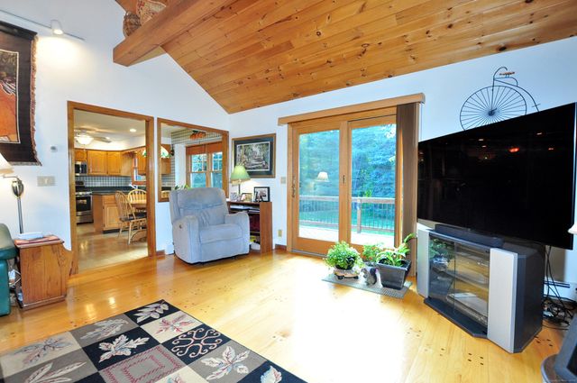 24 Maplewood Drive, New Milford, CT 06776