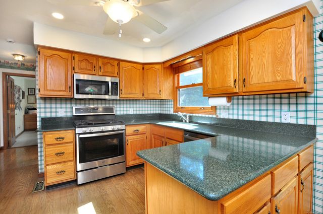 24 Maplewood Drive, New Milford, CT 06776