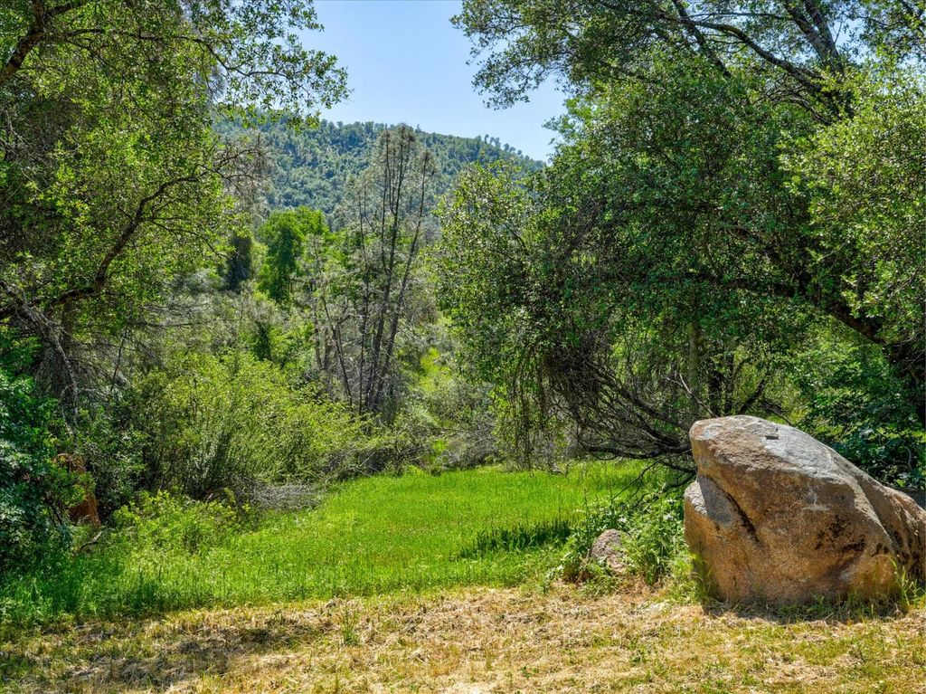 Image 35 of property listing at 37354 Romero, Coarsegold, CA 93614