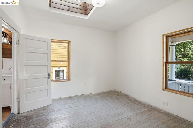 522 63rd, Oakland, CA 94609
