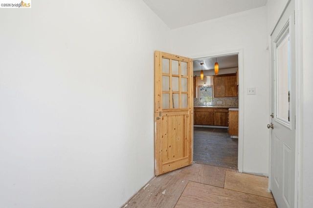 522 63rd, Oakland, CA 94609