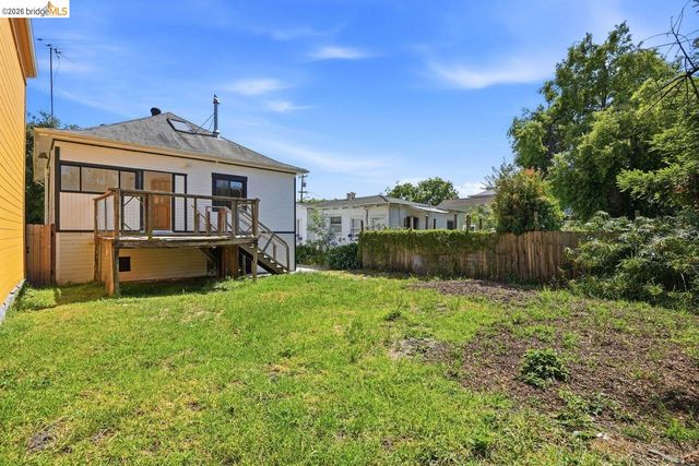 522 63rd, Oakland, CA 94609