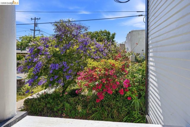 522 63rd, Oakland, CA 94609