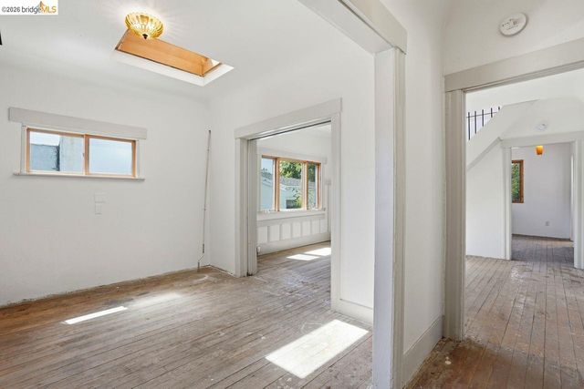 522 63rd, Oakland, CA 94609
