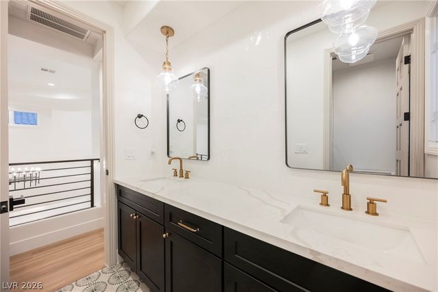 8200 Horseshoe Bend Lane, Las Vegas, NV 89113