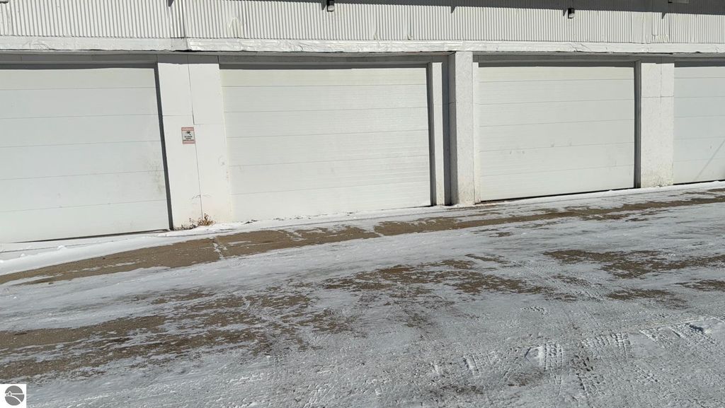 Image 1 of property listing at 4049 S Northwind Drive, Mt Pleasant, MI 48858