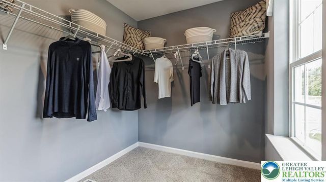 8318 Fair Way, Upper Macungie Twp, PA 18031