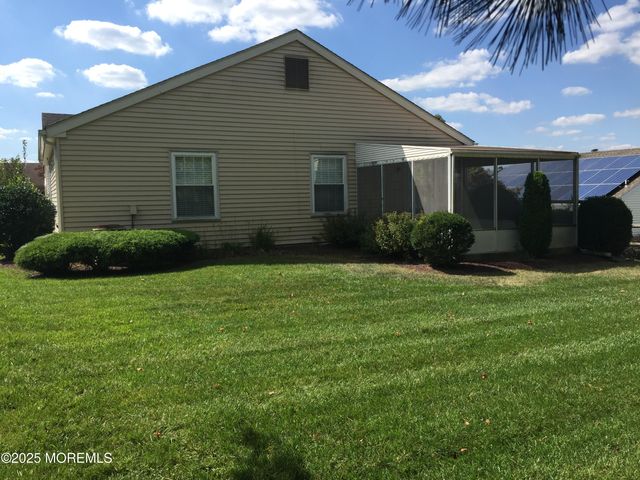 19 Marlow Avenue, Manchester, NJ 08759