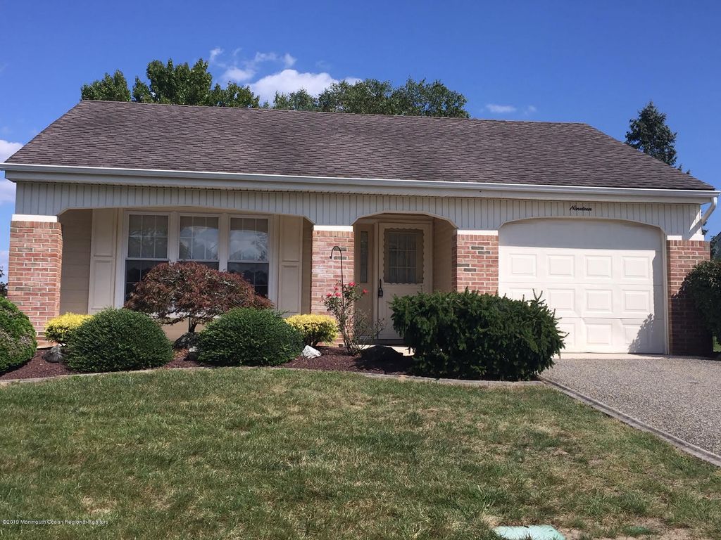 19 Marlow Avenue, Manchester, NJ 08759