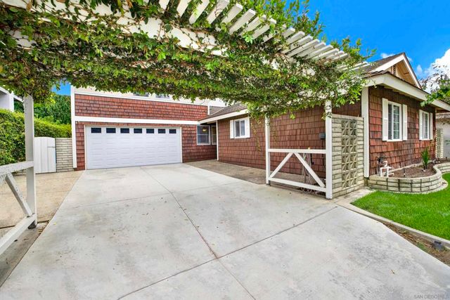 16538 Redwood Circle, Fountain Valley, CA 92708