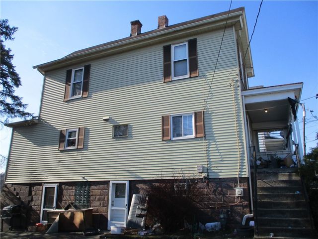 218 S Mellon Ave, Donora, PA 15033