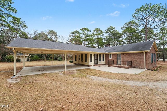 521 Greenridge Road, Snow Hill, NC 28580