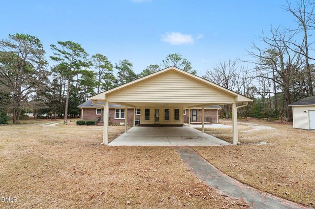 521 Greenridge Road, Snow Hill, NC 28580